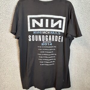 NIN Nine Inch Nails Soundgarden Tour 2014 T-Shirt XL Concert Merch Grunge *holes